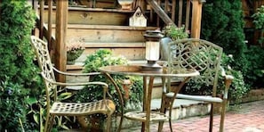 Terrace/patio - The Brafferton Inn (Gettysburg)