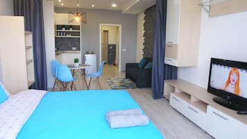 British Quarter studio (8, D. Lutsenko street) | Iron/ironing board, free WiFi