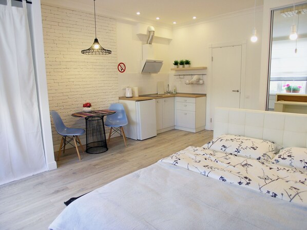 British Quarter studio (8, D. Lutsenko street)