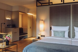 Deluxe Double room | Premium bedding, in-room safe, iron/ironing board, free WiFi