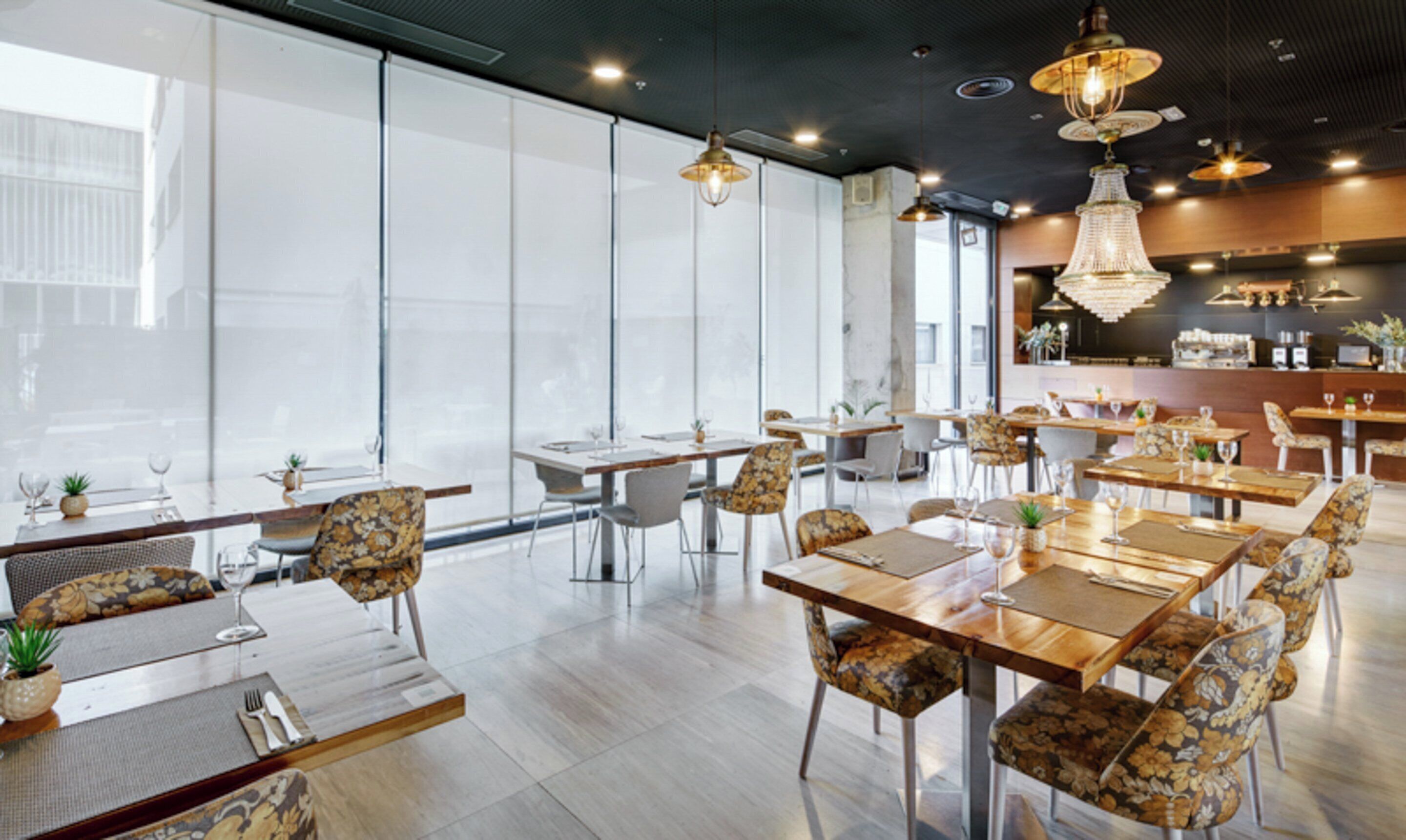 Daily buffet breakfast (EUR 15 per person)