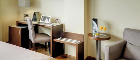 Pillowtop beds, minibar, in-room safe, desk