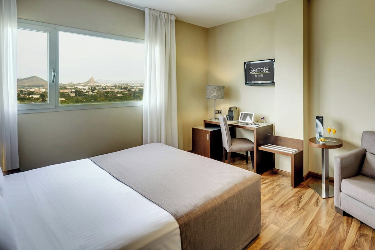 Superior Room | Pillowtop beds, minibar, in-room safe, desk