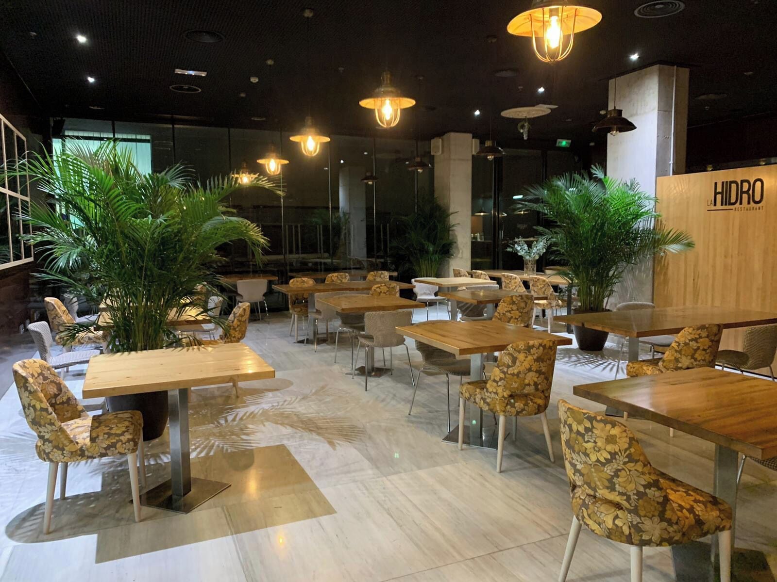 breakfast, lunch, dinner served; mediterranean cuisine