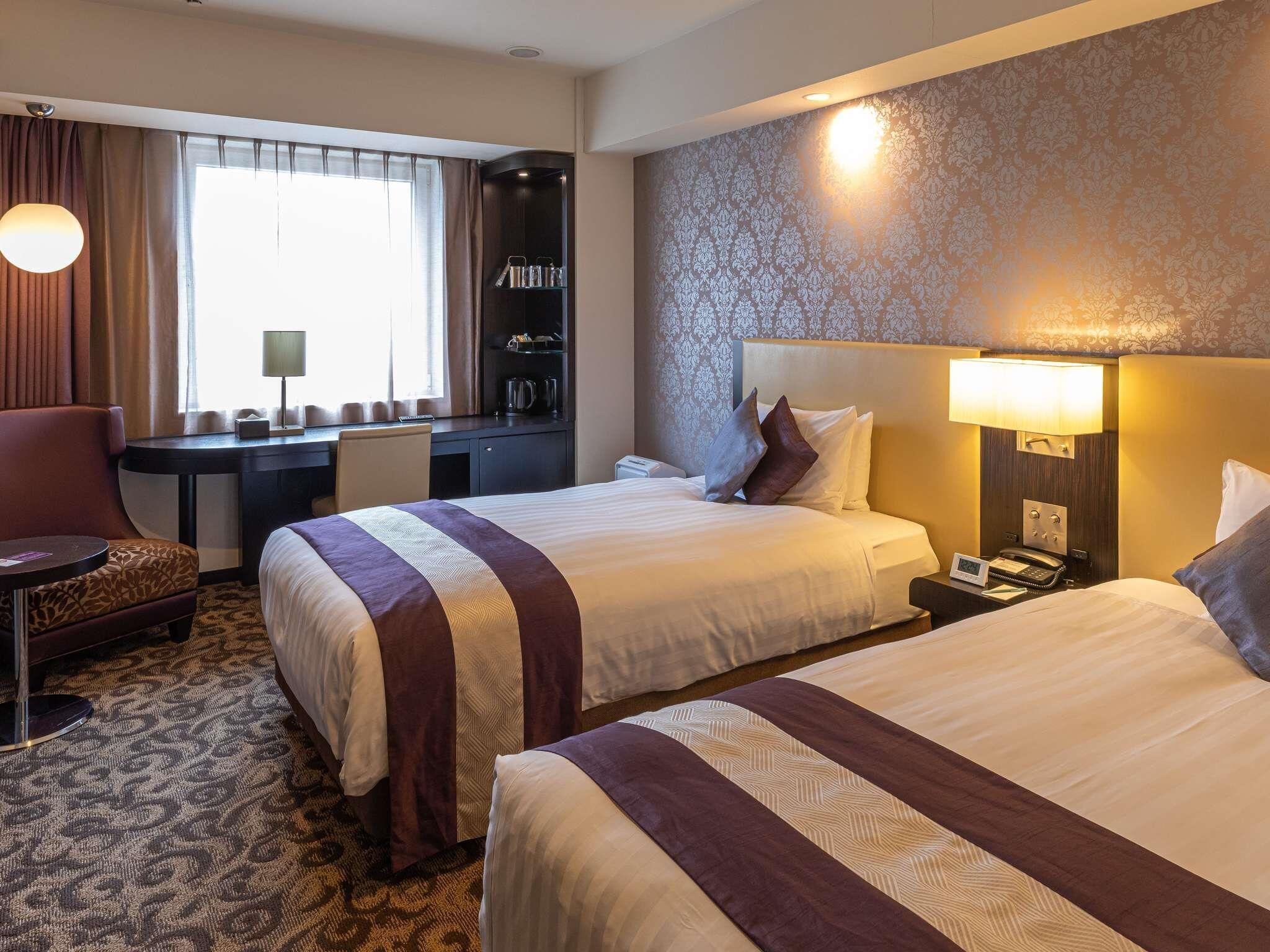 Chambre Standard avec lits jumeaux, 2 lits jumeaux, non-fumeur | Literie de qualité, coffre-fort, bureau, système d’insonorisation