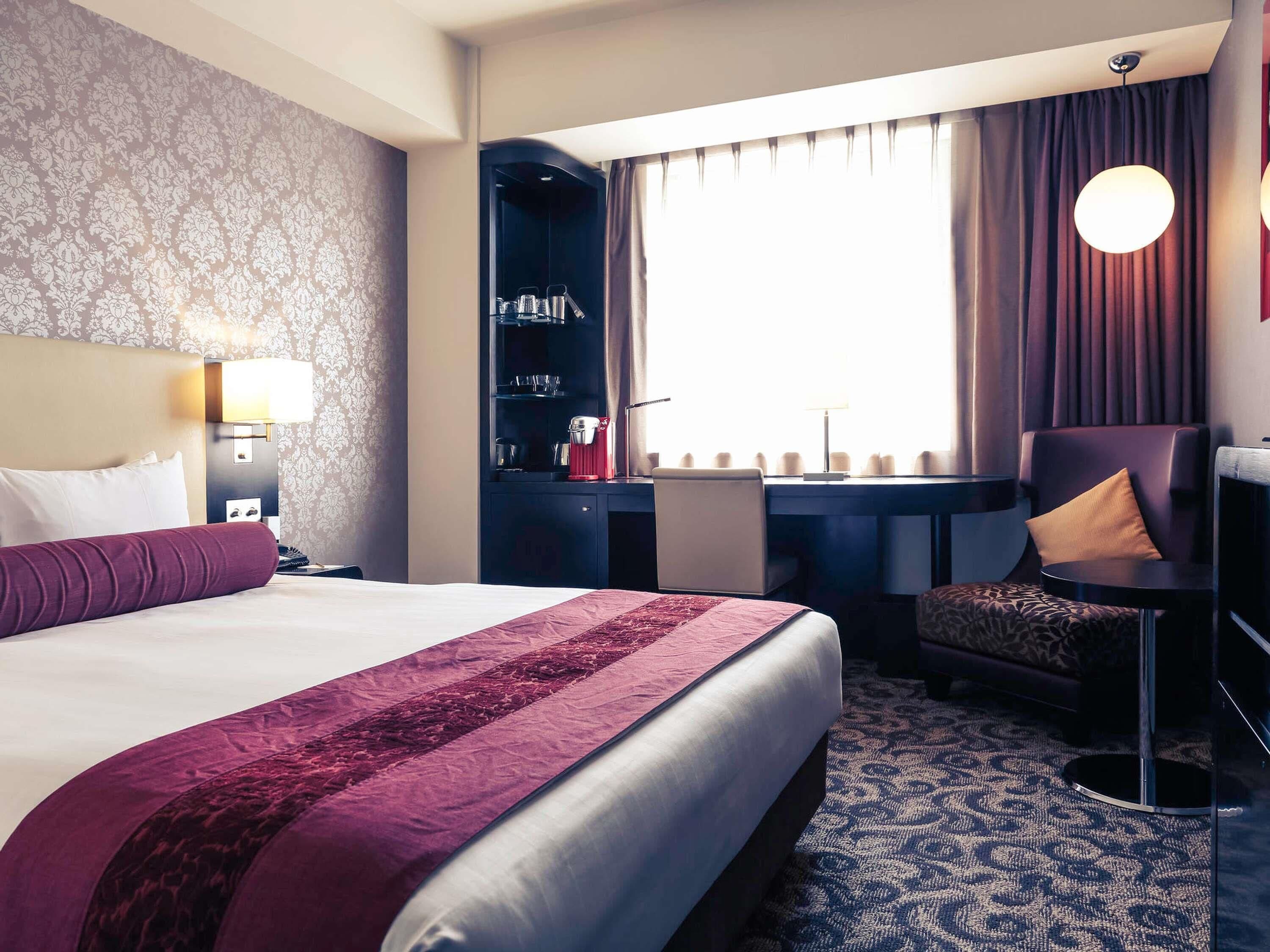 Privilege, Kamer, 1 queensize bed, niet-roken | Luxe beddengoed, een kluis op de kamer, een bureau, geluiddichte muren