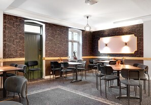 Daily buffet breakfast for a fee - Hotel Ringkjøbing (Ringkobing)