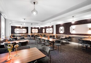 Daily buffet breakfast for a fee - Hotel Ringkjøbing (Ringkobing)