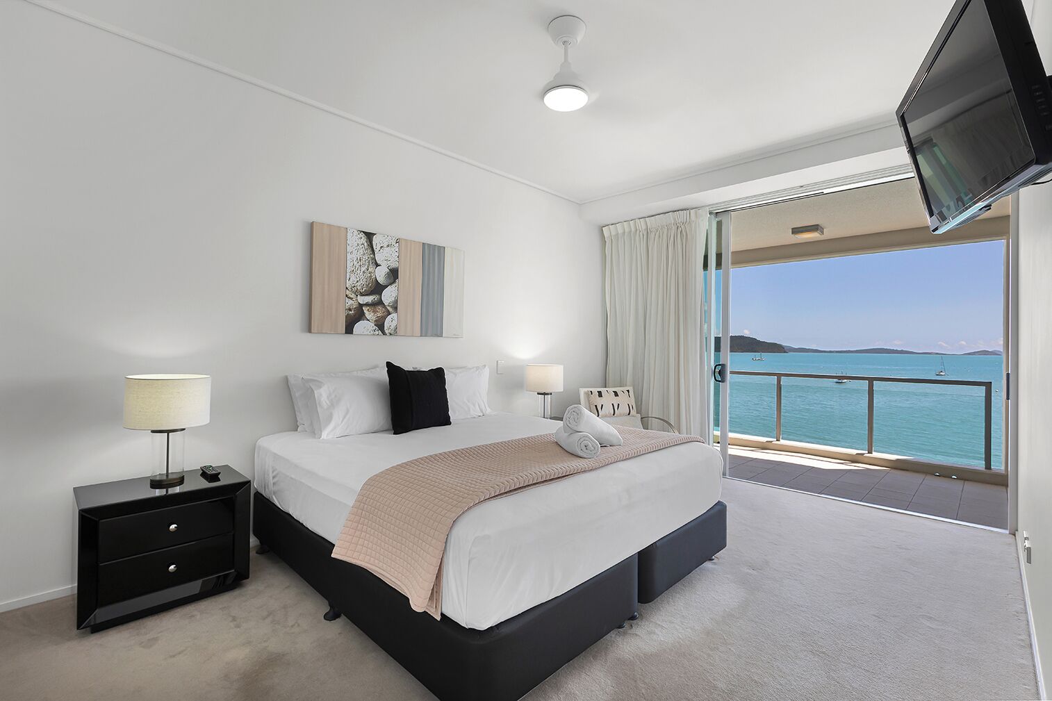 2 Bedroom 2 Bathroom Superior Waterfront Apartment | 2 Schlafzimmer, Bettwäsche aus ägyptischer Baumwolle