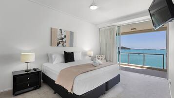 2 Bedroom 2 Bathroom Superior Waterfront Apartment | 2 Schlafzimmer, Bettwäsche aus ägyptischer Baumwolle