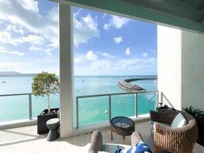 3 Bed 3 Bath Executive Deluxe Penthouse Apartment | Terrace/patio - Peninsula Airlie Beach (Cannonvale)