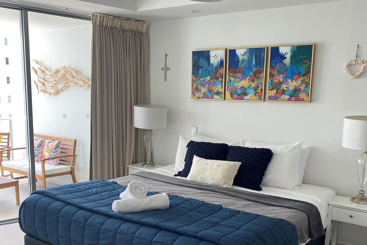 Individually decorated, individually furnished, soundproofing