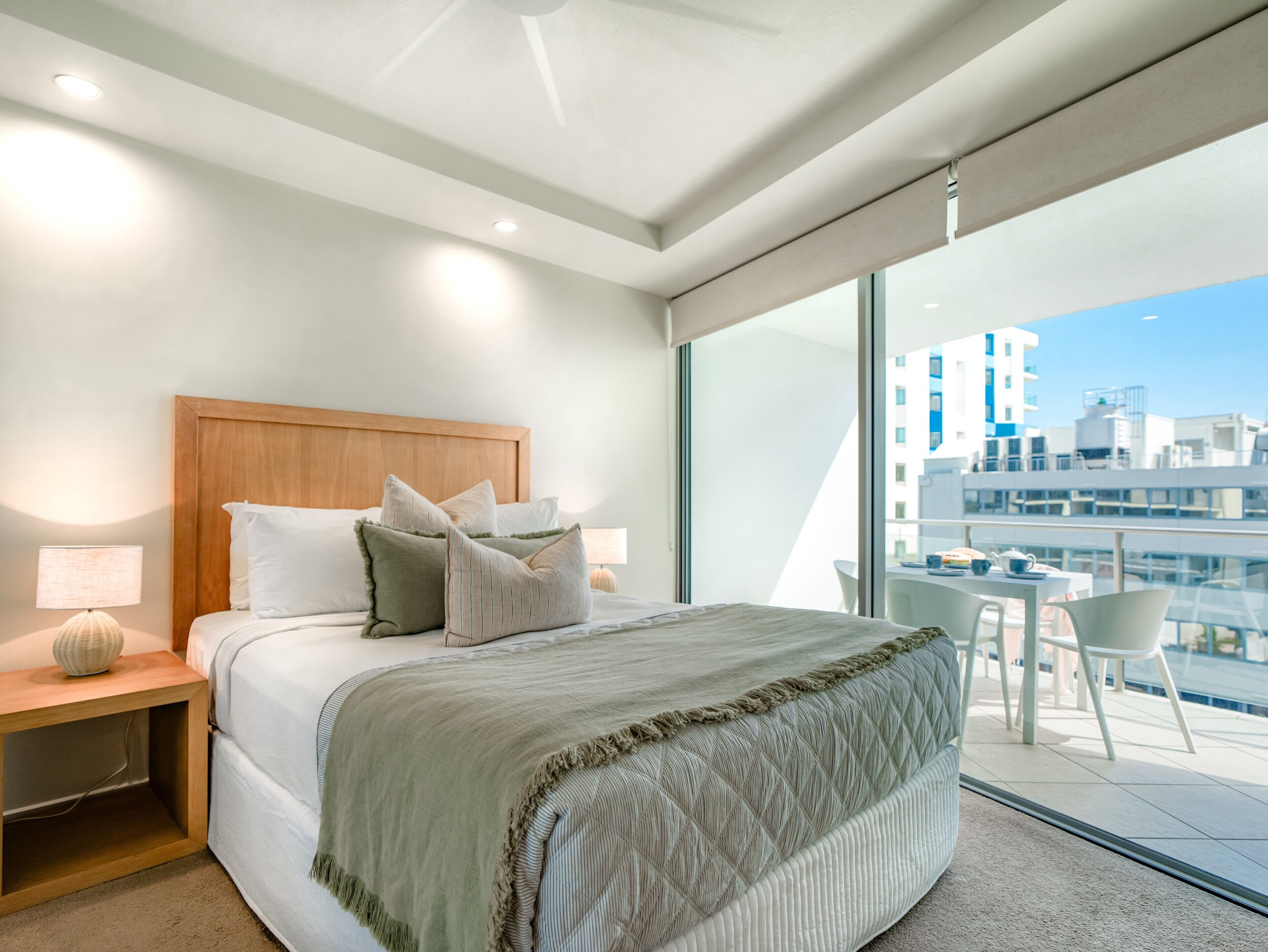 شقة - غرفتا نوم (No Spa) | بديكورات فريدة لكل غرفة وطراز فريد لكل وحدة وتجهيزات عازلة للصوت