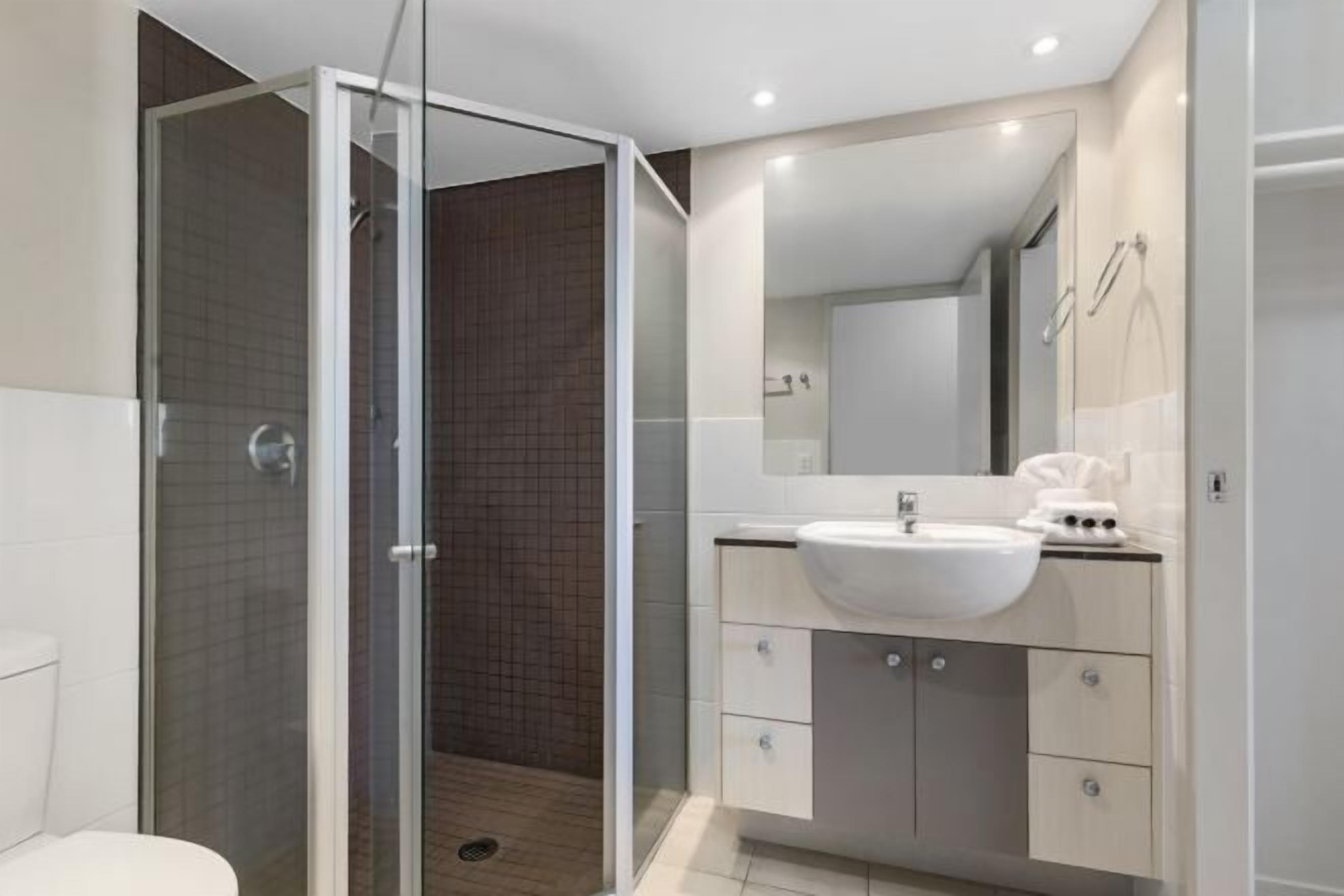 Bathroom | Hair dryer, towels, soap, shampoo