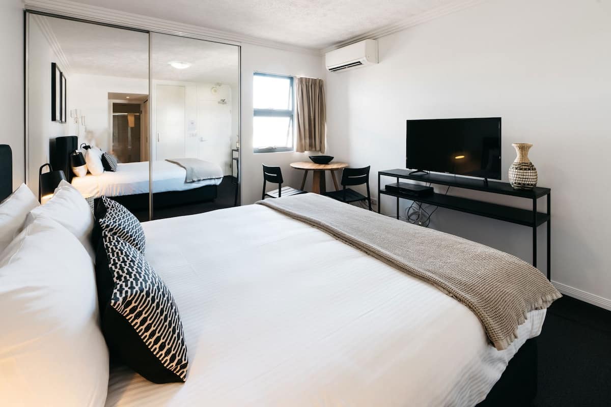 أغطية فراش متميزة وبديكورات فريدة لكل غرفة وطراز فريد لكل وحدة