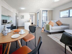 Unclassified image, 3 of 39, button - Gabba Central Apartments (Woolloongabba)