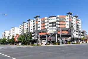 Exterior detail - Gabba Central Apartments (Woolloongabba)