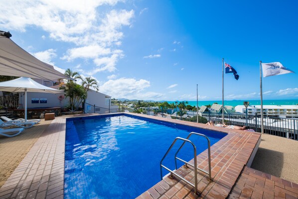 2 outdoor pools, open 7:00 AM to 9:00 PM, pool umbrellas, pool loungers - Whitsunday Terraces Hotel Airlie Beach (Airlie Beach)