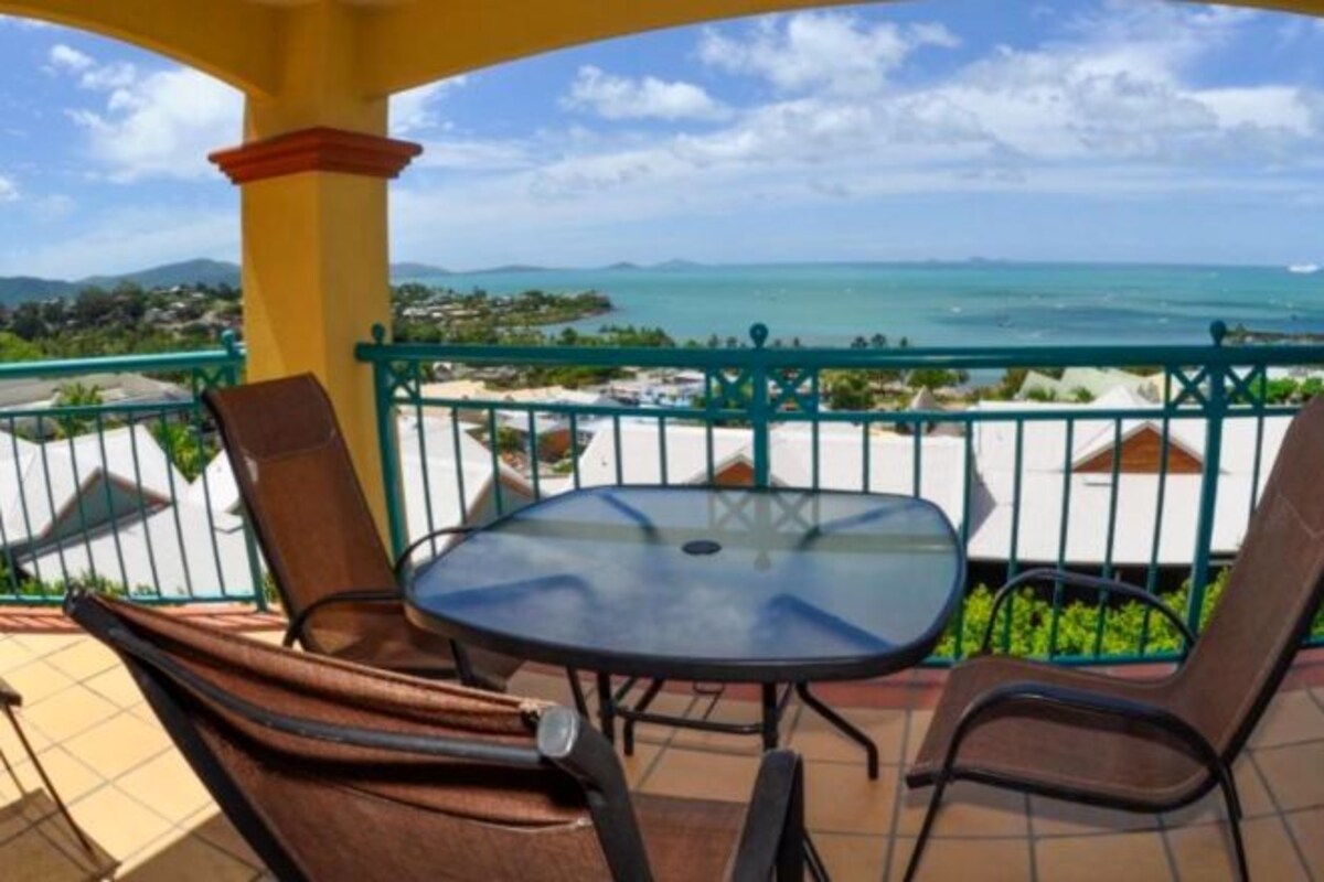 One Bedroom Apartment with Ocean View
