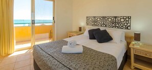 1 bedroom, premium bedding, individually decorated - Toscana Village Resort (Airlie Beach)