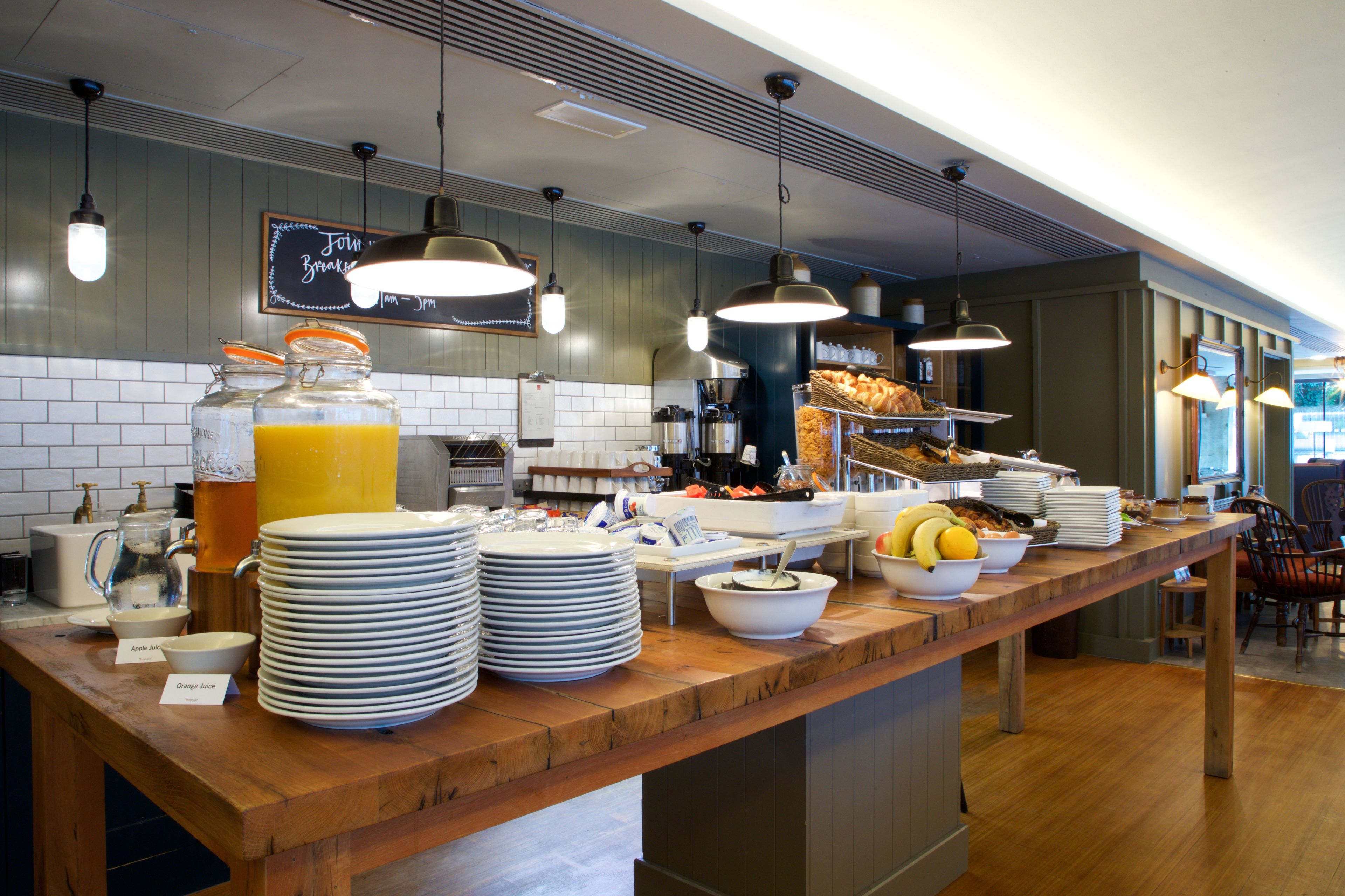 daily english breakfast (gbp 15.95 per person)