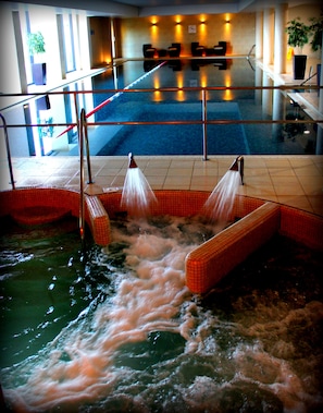 Sauna, body treatments, body wraps, facials, 6 treatment rooms - Bicester Hotel Golf and Spa (Bicester)