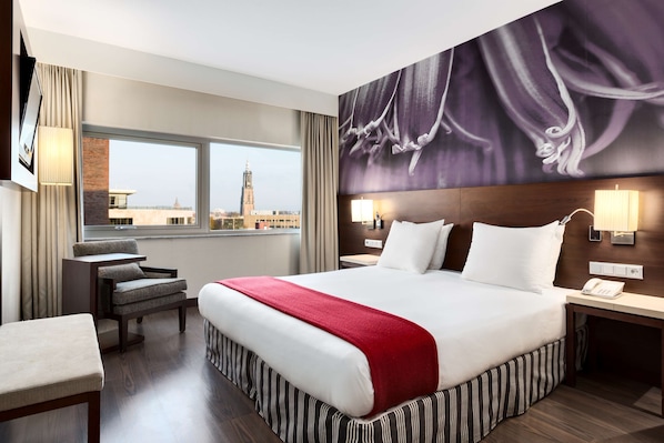 Minibar, coffres-forts dans les chambres, bureau, chambres insonorisées