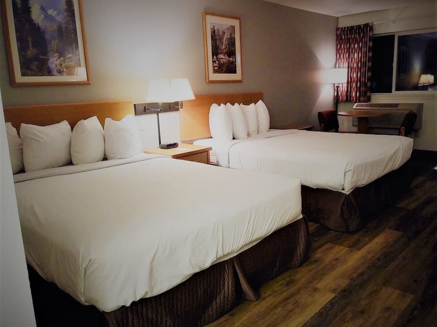 Standard Room, 2 Queen Beds