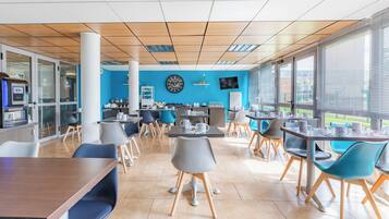 Daily buffet breakfast (EUR 9.9 per person)