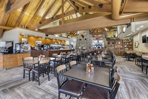 Déjeuner continental gratuit tous les jours