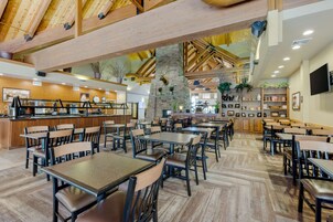 Desayuno continental incluido todos los días 