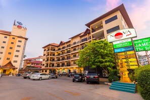 Exterior - Nova Park Hotel Pattaya (Pattaya)