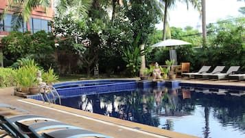 Outdoor pool, sun loungers