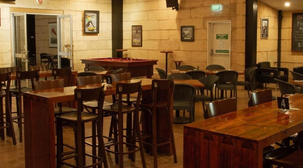 lunch and dinner served