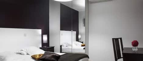 Select Comfort 床墊、熨斗/熨衫板、免費 Wi-Fi、床單