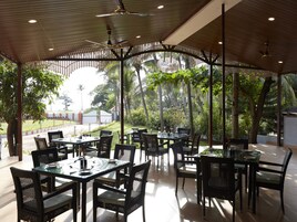 Breakfast, lunch, dinner served; pool views