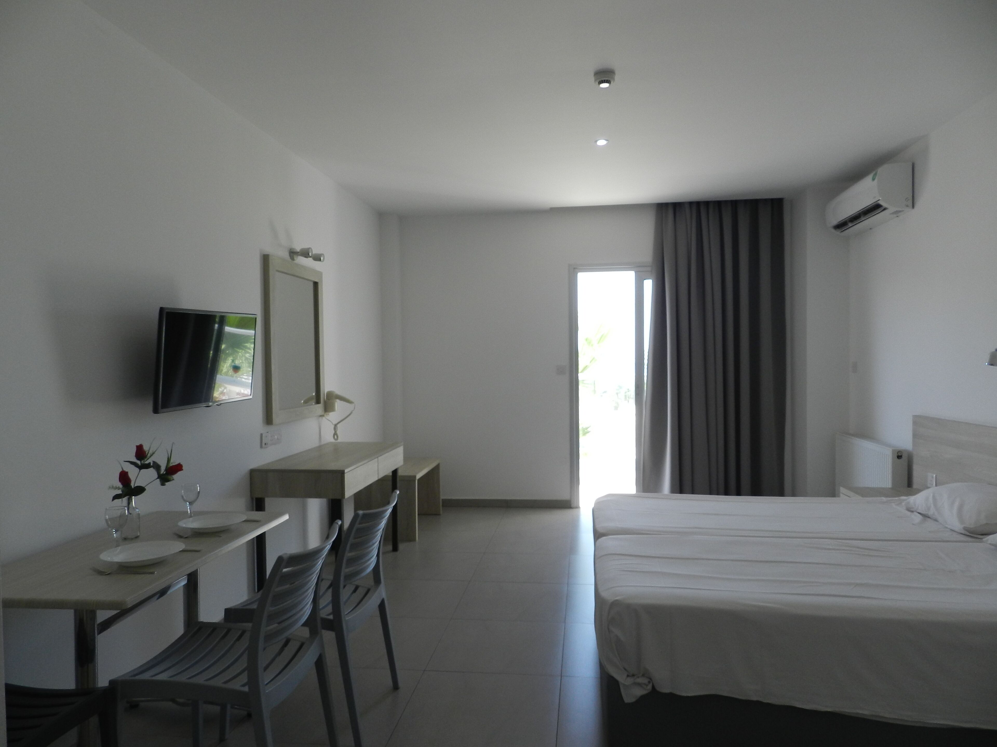 In-room safe, iron/ironing board, rollaway beds, free WiFi