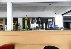 Poolside bar - Evabelle Napa Hotel Apartments (Ayia Napa)