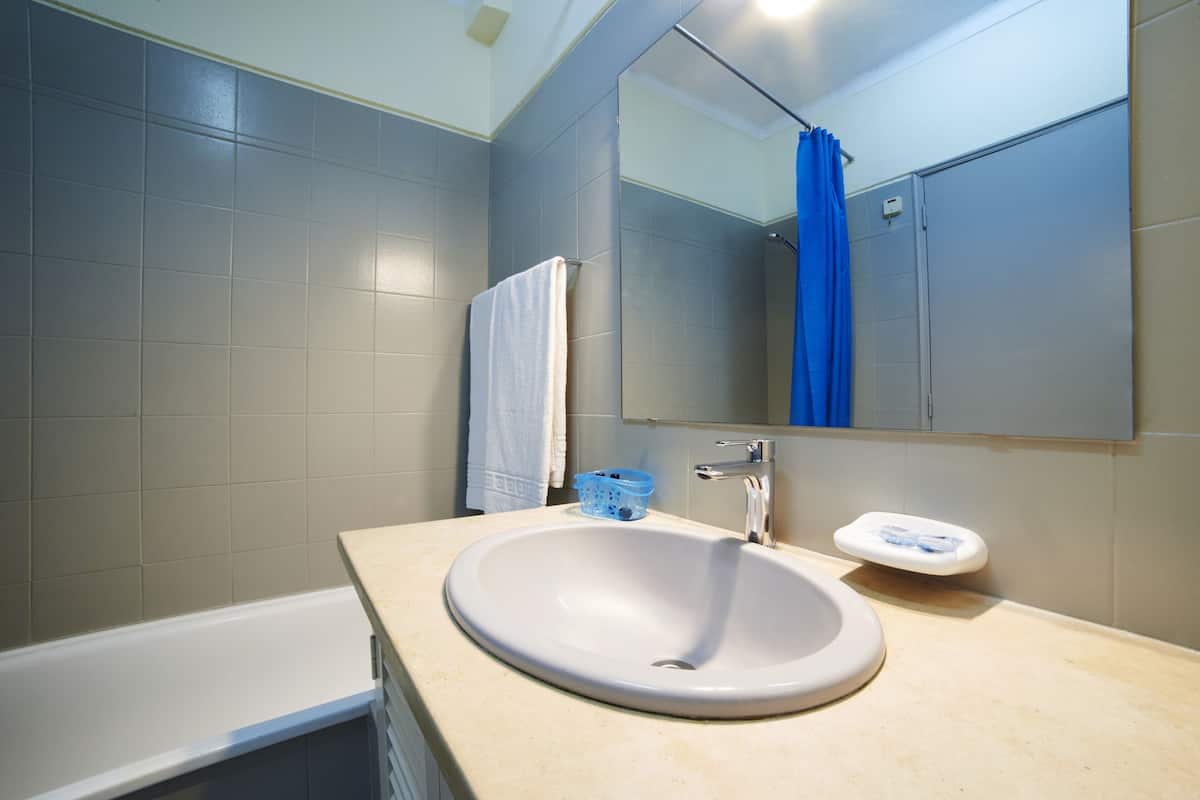 Wastafel kamar mandi