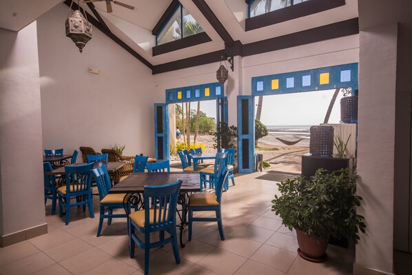 Lobby-Lounge