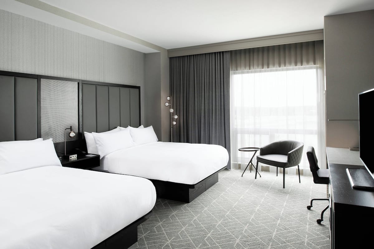 Premium bedding, pillow-top beds, in-room safe, desk
