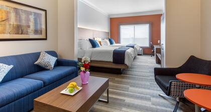Holiday Inn Express Hotel & Suites Houston-Alvin by IHG