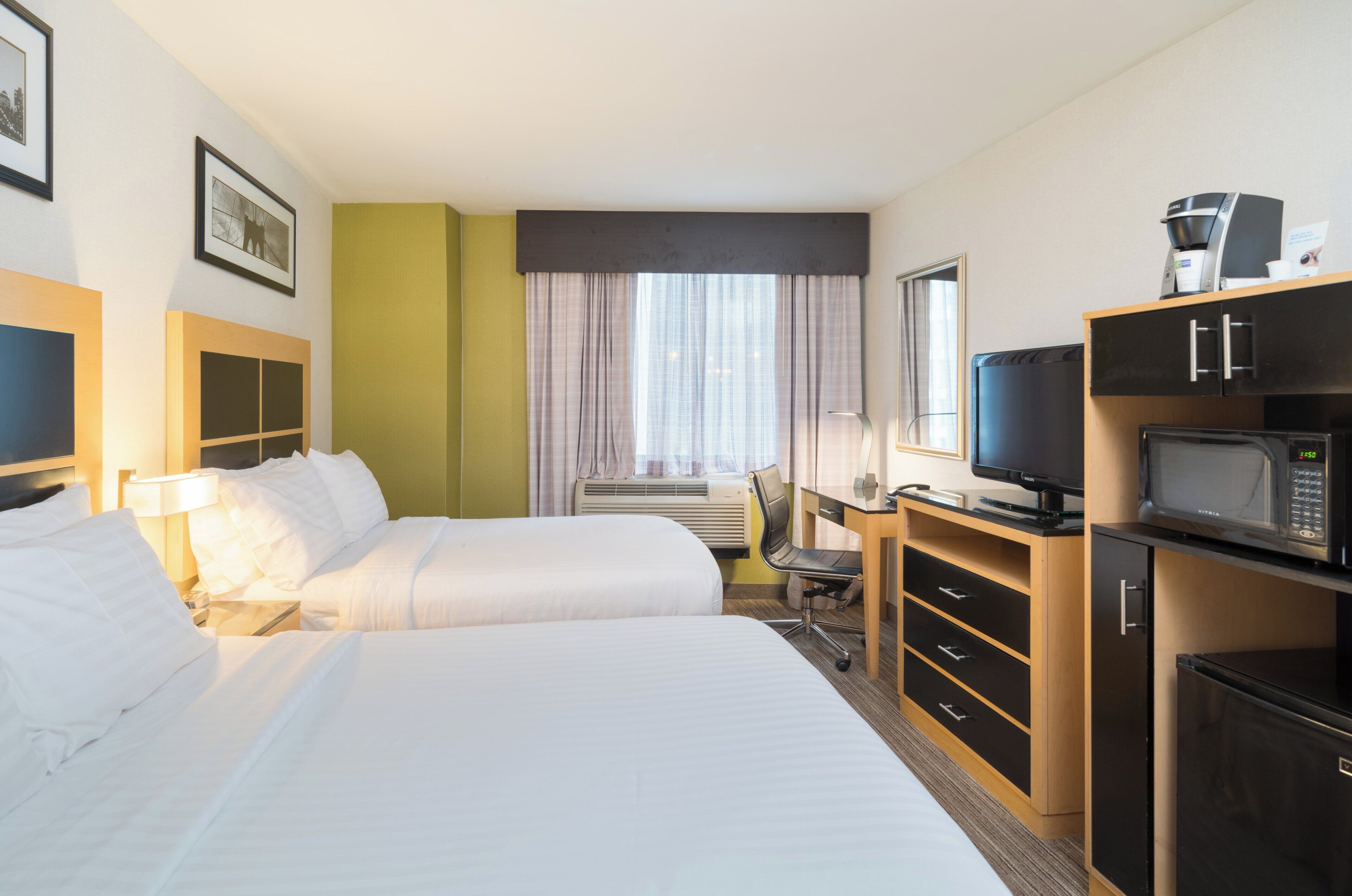 Photo - Holiday Inn Express New York City- Wall Street by IHG