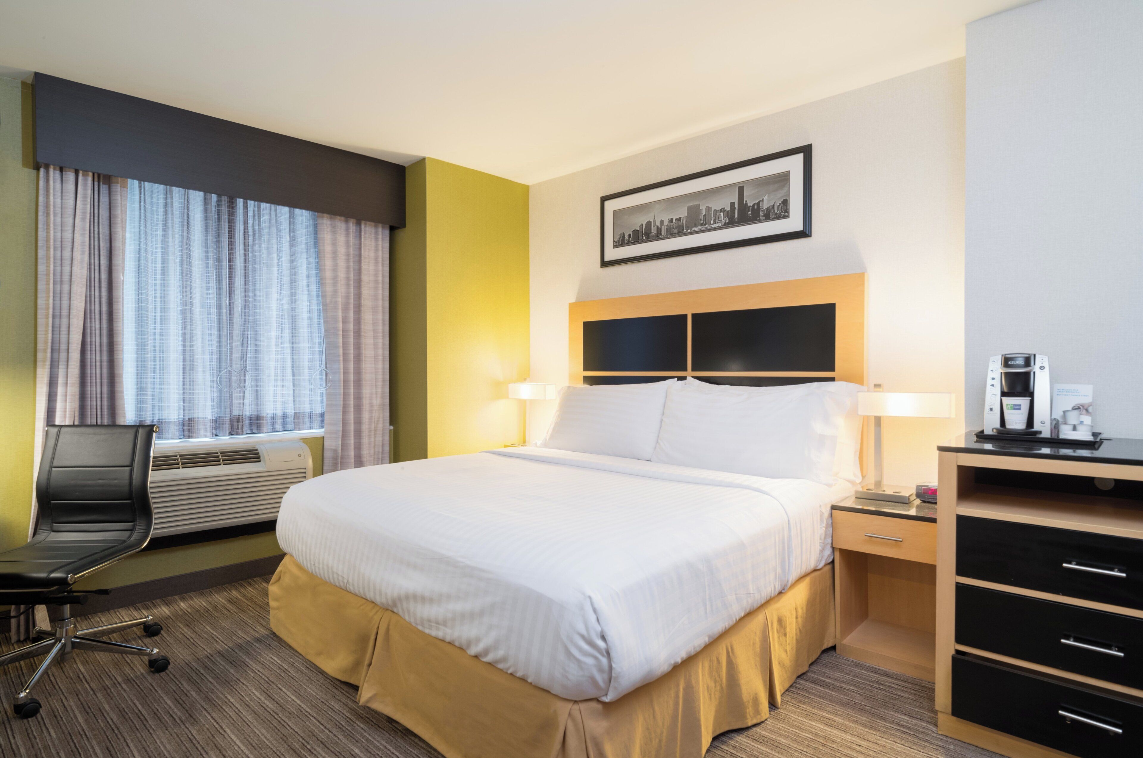Photo - Holiday Inn Express New York City- Wall Street by IHG