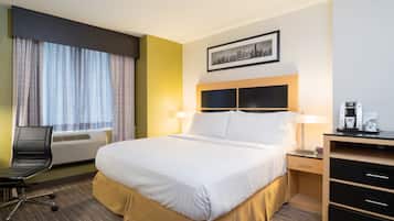 Allergitestet sengetøy, dundyner, safe på rommet og skrivebord