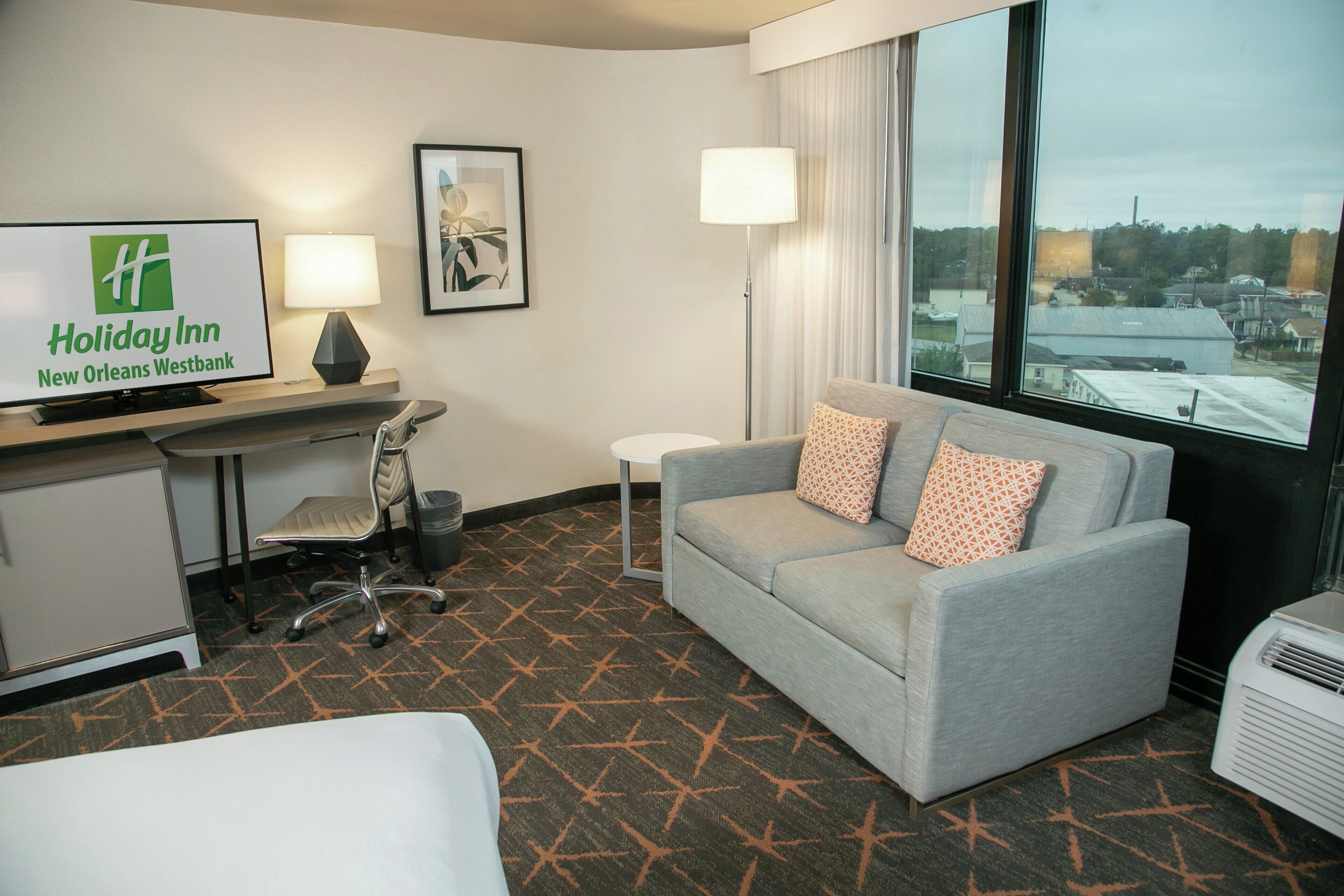 Photo - Holiday Inn New Orleans West Bank Tower by IHG