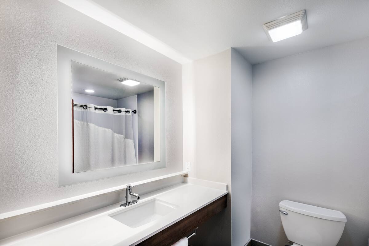 premium bedding, down duvets, pillow-top beds, in-room safe