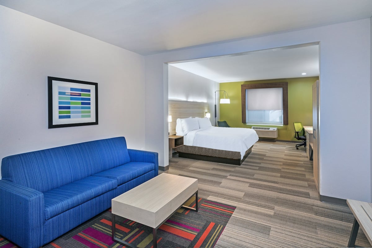 Premium bedding, down comforters, pillowtop beds, in-room safe