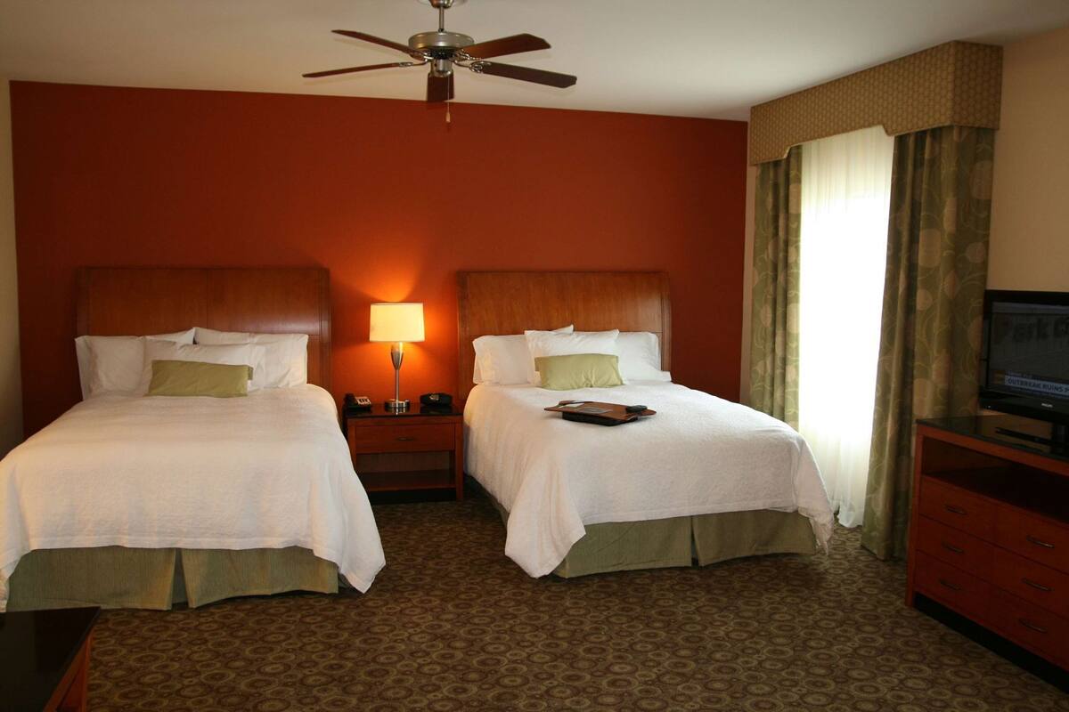 In-room safe, iron/ironing board, free cribs/infant beds