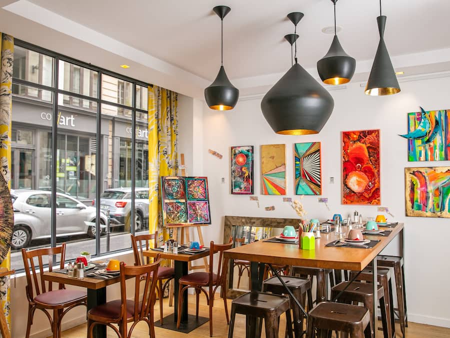 Café da manhã continental todos os dias (EUR 16 por pessoa)